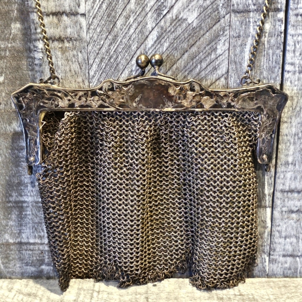 Antique German Silver Victorian Chain Mesh Bag With Decorative Etched Frame